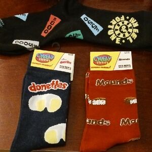 Men's Donettes and Mounds Casual Socks - Black and Red